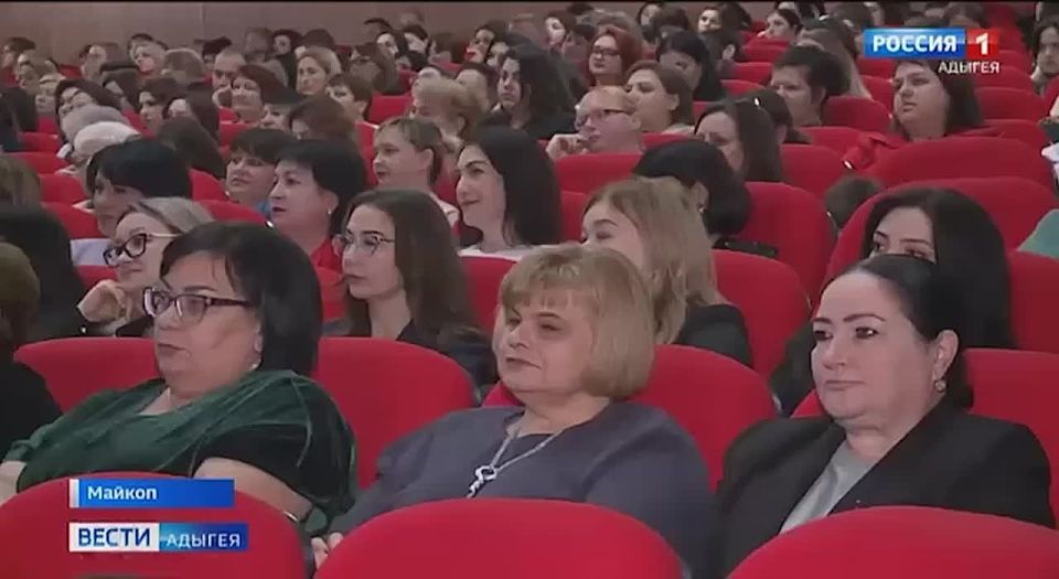 Ежегодно в последнее воскресенье ноября по всей стране отмечается День матери