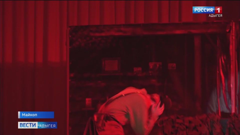 Студенты адыгейского республиканского колледжа искусств имени Умара Тхабисимова готовятся ко всероссийскому конкурсу, посвященному военно-патриотическому воспитанию и приуроченному к Году защитника Отечества