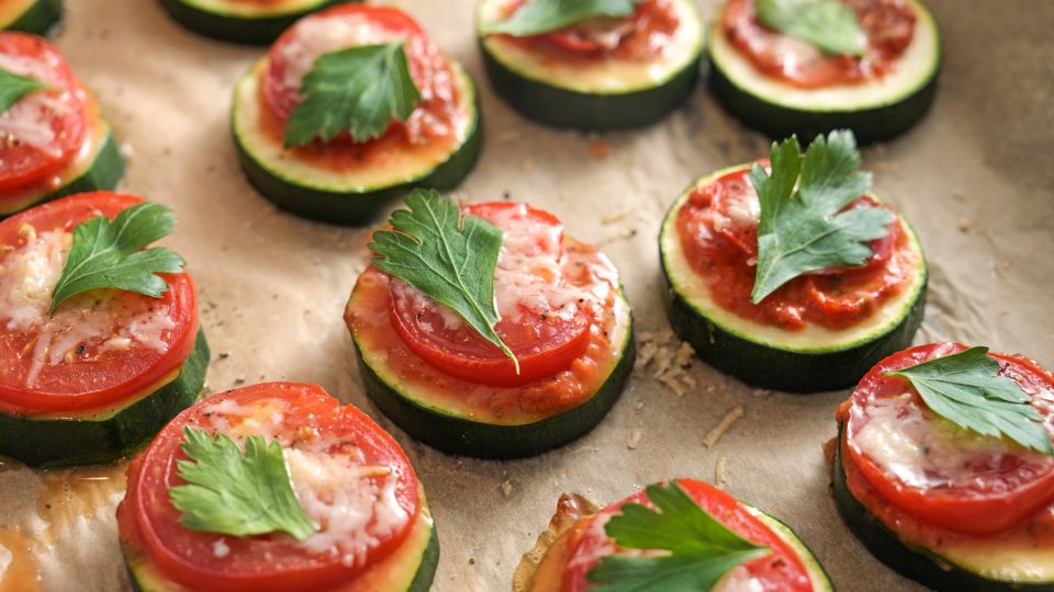 Эта закуска из кабачков улетит со стола за 5 минут: минимум усилий и тонна удовольствия