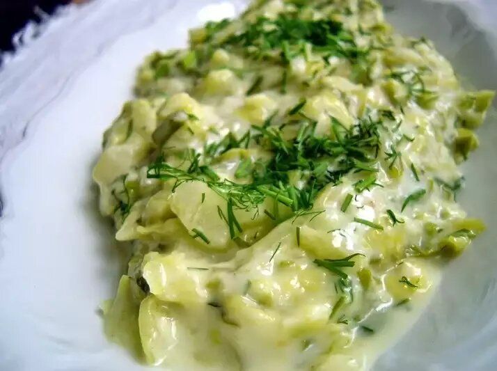 Тушеная капуста в сметане: идеальное сочетание вкуса и аромата