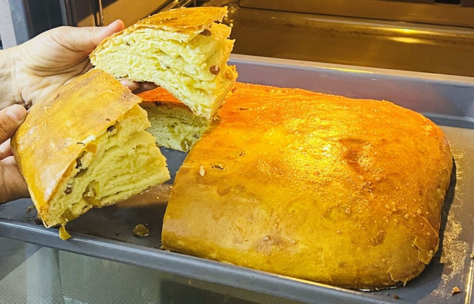 Нежный пирог на кефире: идеальное угощение к чаю