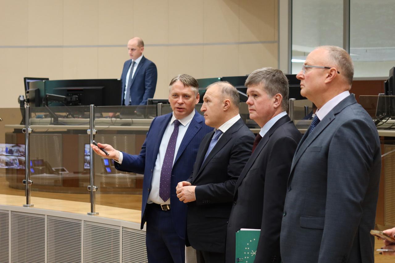 Глава Адыгеи и руководители Системного оператора обсудили планы развития электроэнергетического комплекса республики