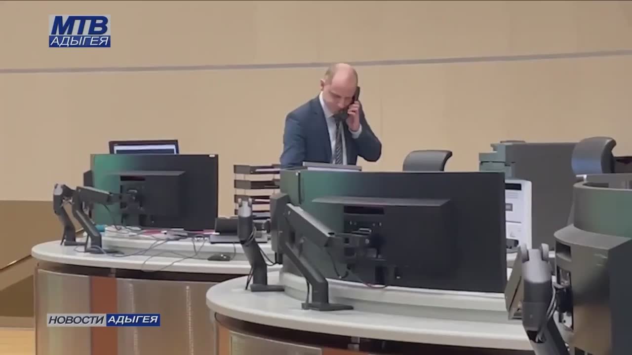 Планы развития электроэнергетического комплекса Адыгеи сегодня обсуждали в Москве, где с рабочей поездкой находится Глава Республики