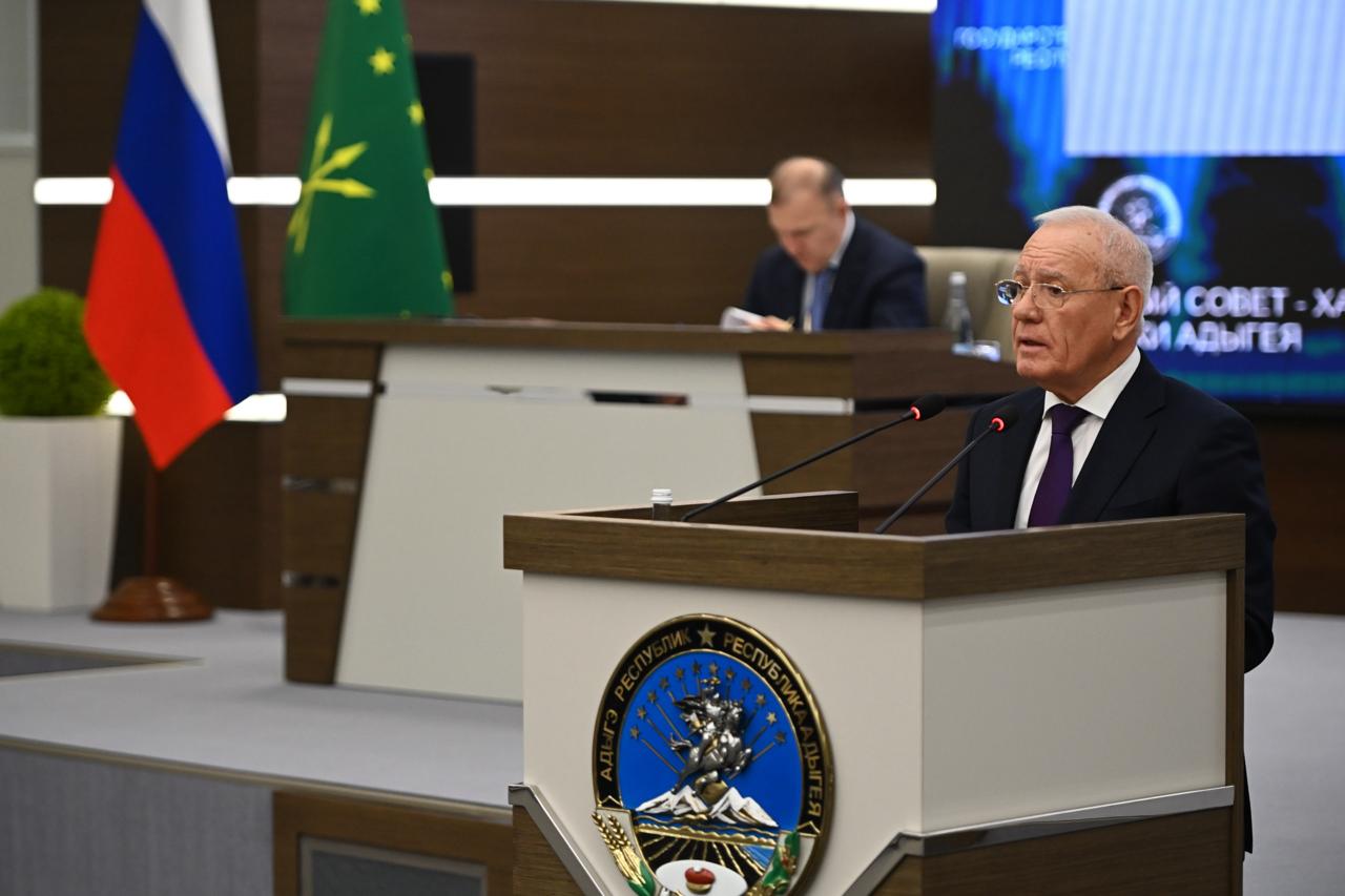 В Адыгее приняли главный финансовый документ на 2026 год В Адыгее приняли главный финансовый документ на 2026 год