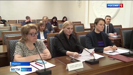 О расходах по отраслям социального блока, запланированных в бюджете региона на 2026 год, говорили на заседании региональной трехсторонней комиссии по регулированию социально-трудовых отношений