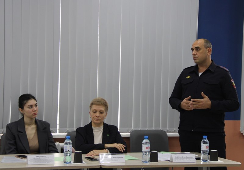 Представитель МВД по Адыгее принял участие в конференции, посвященной вопросам профилактики правонарушений несовершеннолетних Представитель МВД по Адыгее принял участие в конференции, посвященной вопросам профилактики правонарушений несовершеннолетних