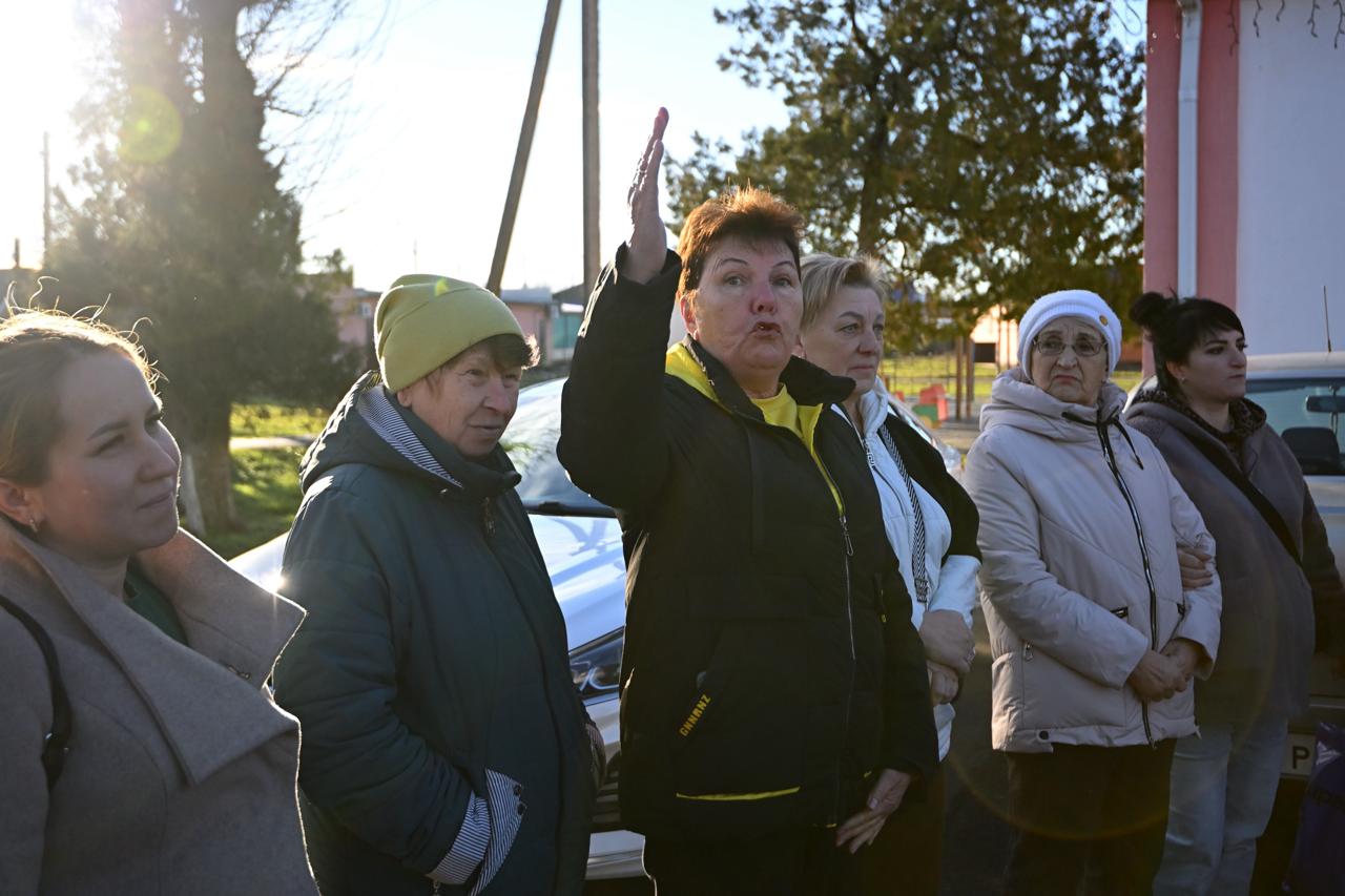 Глава Адыгеи встретился с жителями посёлка Удобного для обсуждения вопросов развития населенного пункта Глава Адыгеи встретился с жителями посёлка Удобного для обсуждения вопросов развития населенного пункта