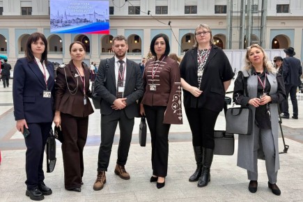 ����� ��������: �� ������ ����� ���������� ������ ��������� ������������� ������ �������� ��������� ������ � � 12:00 ����� ����������� � ������ ����� ������� �� ��������� ������� � ������� �����������