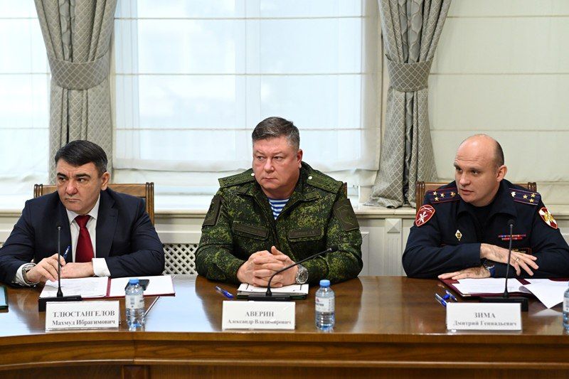 Врио министра внутренних дел по Республике Адыгея Махмуд Тлюстангелов принял участие в заседании антитеррористической комиссии