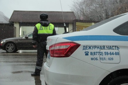 Госавтоинспекция Адыгеи: участникам дорожного движения следует быть внимательными в условиях непогоды