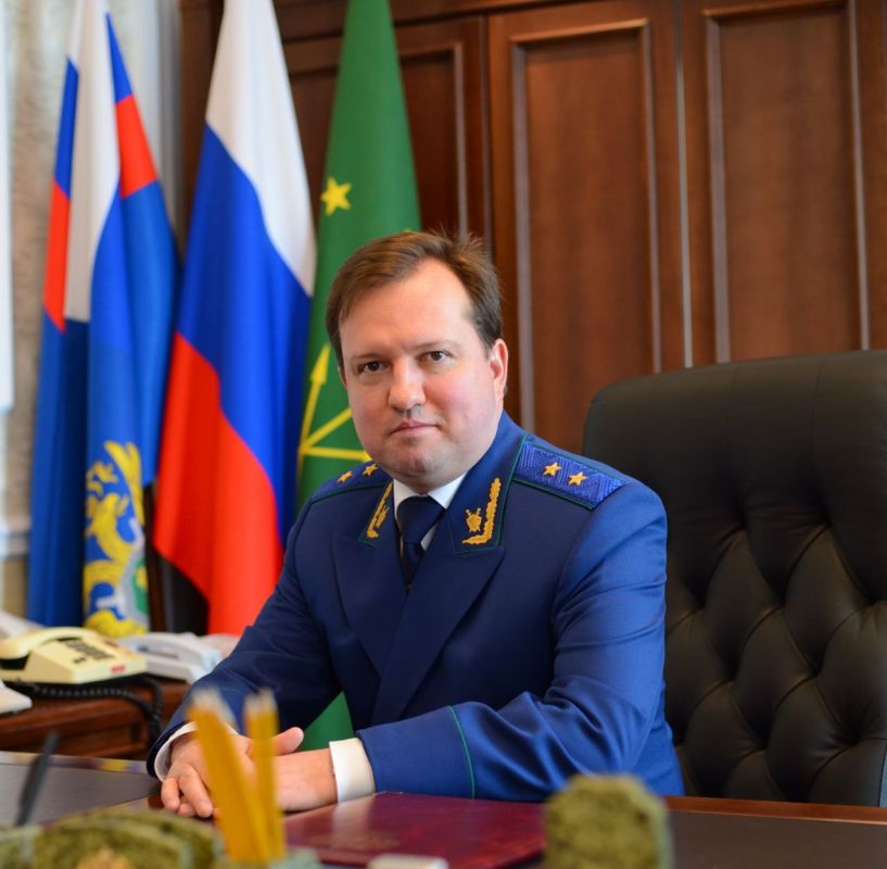 Поздравление прокурора Республики Адыгея Игоря Шевченко с наступающим 2026 годом