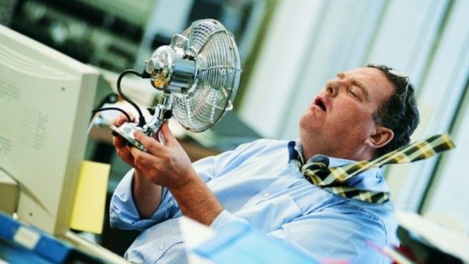 Тепловые испытания на работе: как защитить свои права в знойные дни
