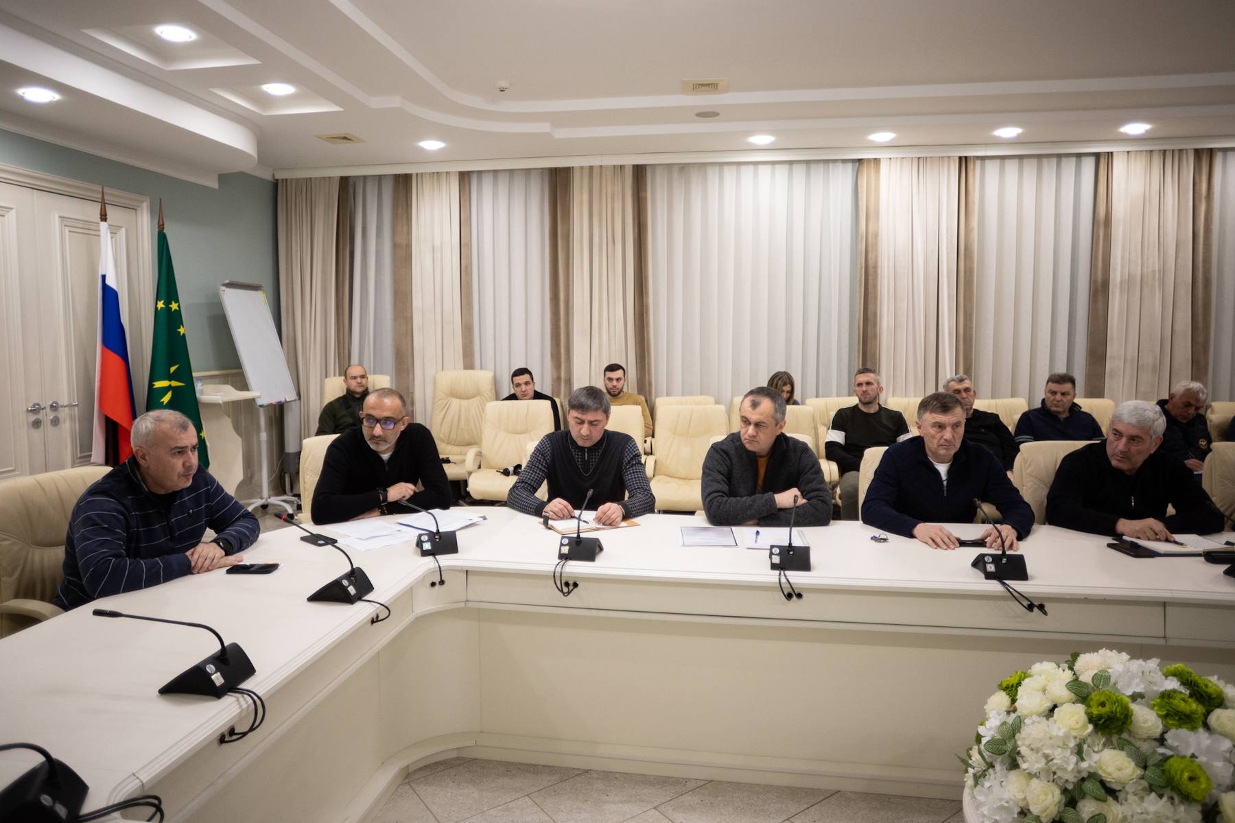 Мурат Кумпилов: Завершилось вечернее заседание оперштаба Мурат Кумпилов: Завершилось вечернее заседание оперштаба