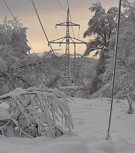 Восстановлено электроснабжение более 80 % потребителей, нарушенное стихией на Кубани и в Адыгее Восстановлено электроснабжение более 80 % потребителей, нарушенное стихией на Кубани и в Адыгее