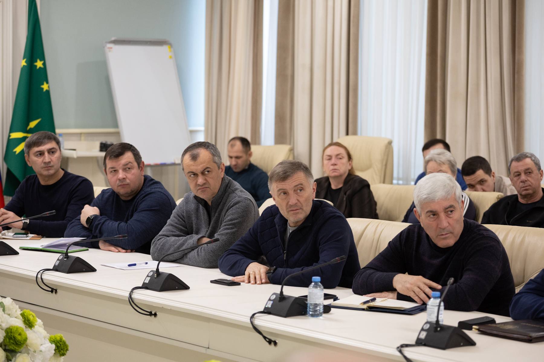 Мурат Кумпилов: Продолжаем работу по ликвидации последствий непогоды в нашей республике Мурат Кумпилов: Продолжаем работу по ликвидации последствий непогоды в нашей республике