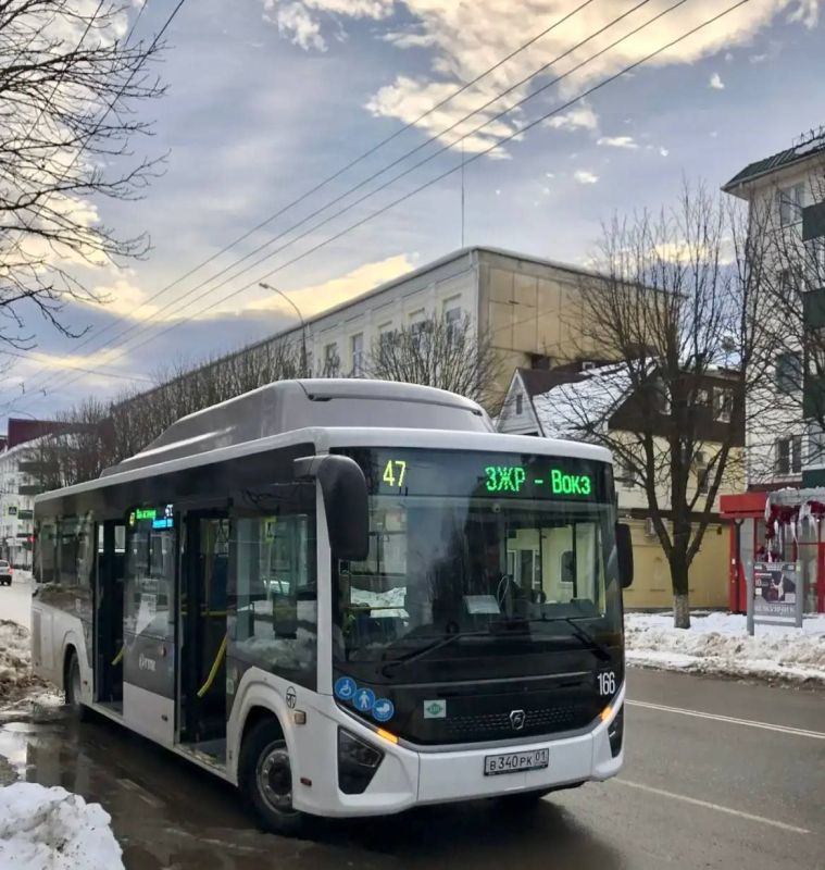 В Майкопе начал курсировать автобус по новому маршруту № 47 «Западный жилой район — Вокзал — Министочник»