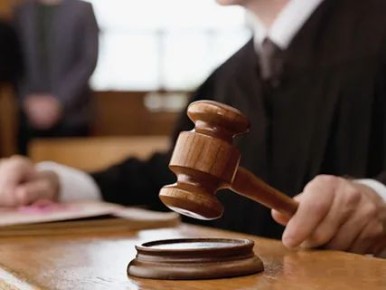 Когда неосторожность становится ключом к победе: как пенсионер отбил свое право на страховую выплату