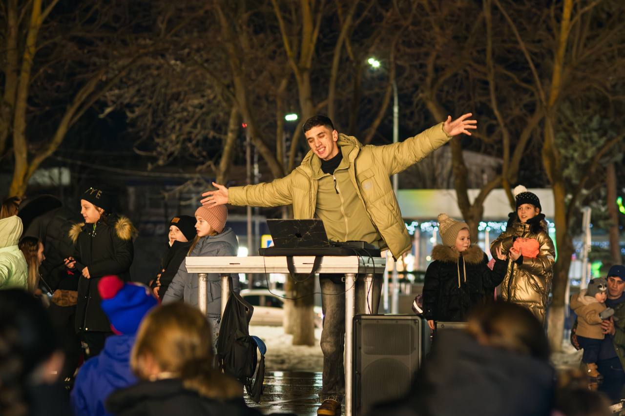 Праздничная дискотека от DJ Муфасы Праздничная дискотека от DJ Муфасы