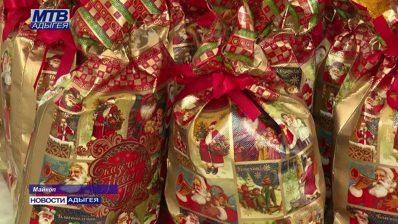 Епархиальное управление республики организовало в Государственной филармонии традиционную Архиерейскую рождественскую ёлку