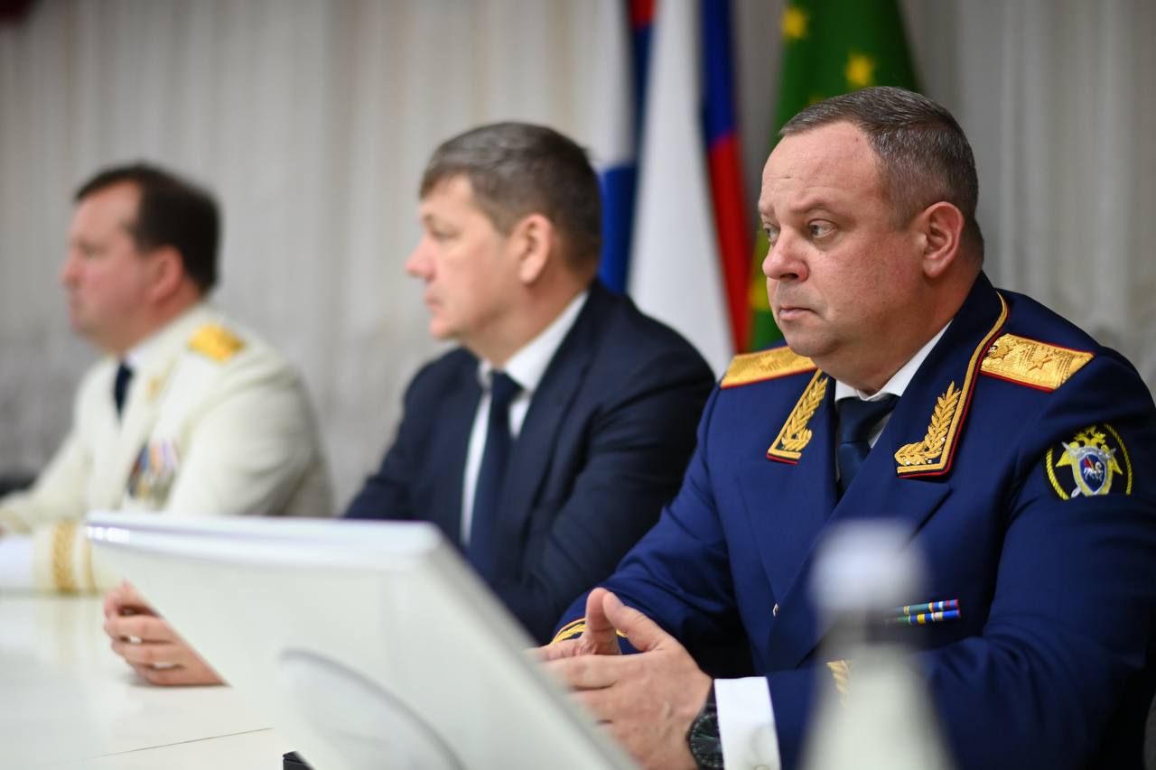 В Адыгее чествовали сотрудников прокуратуры региона В Адыгее чествовали сотрудников прокуратуры региона