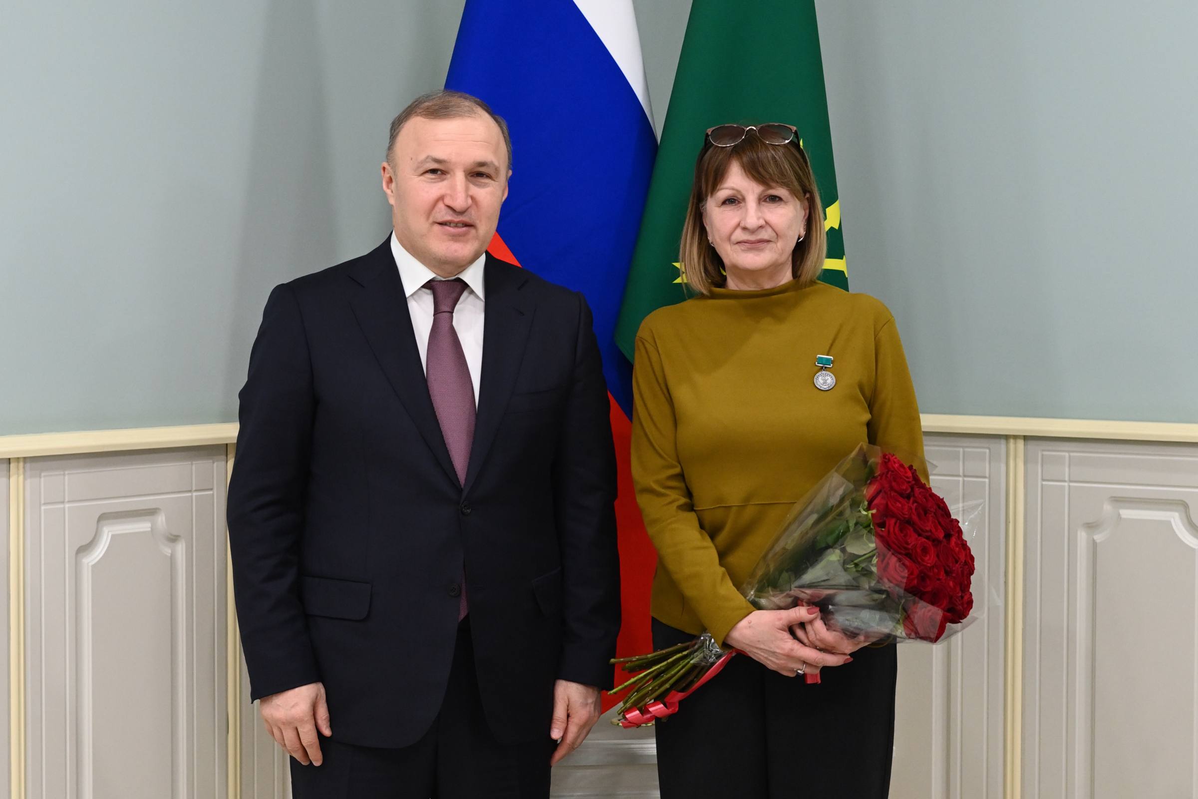 Мурат Кумпилов: На встрече с представителями СМИ вручил премии Главы Республики Адыгея в области журналистики Мурат Кумпилов: На встрече с представителями СМИ вручил премии Главы Республики Адыгея в области журналистики