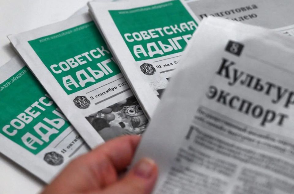 Мы уверены, что нейросети не заменят профессиональных журналистов, обладающих любознательностью и эмпатией