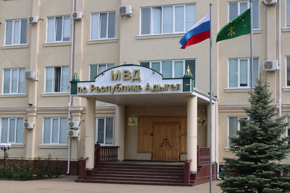 Правоохранительные органы Адыгеи напоминают гражданам о мерах безопасности при обнаружении беспилотных летательных аппаратов