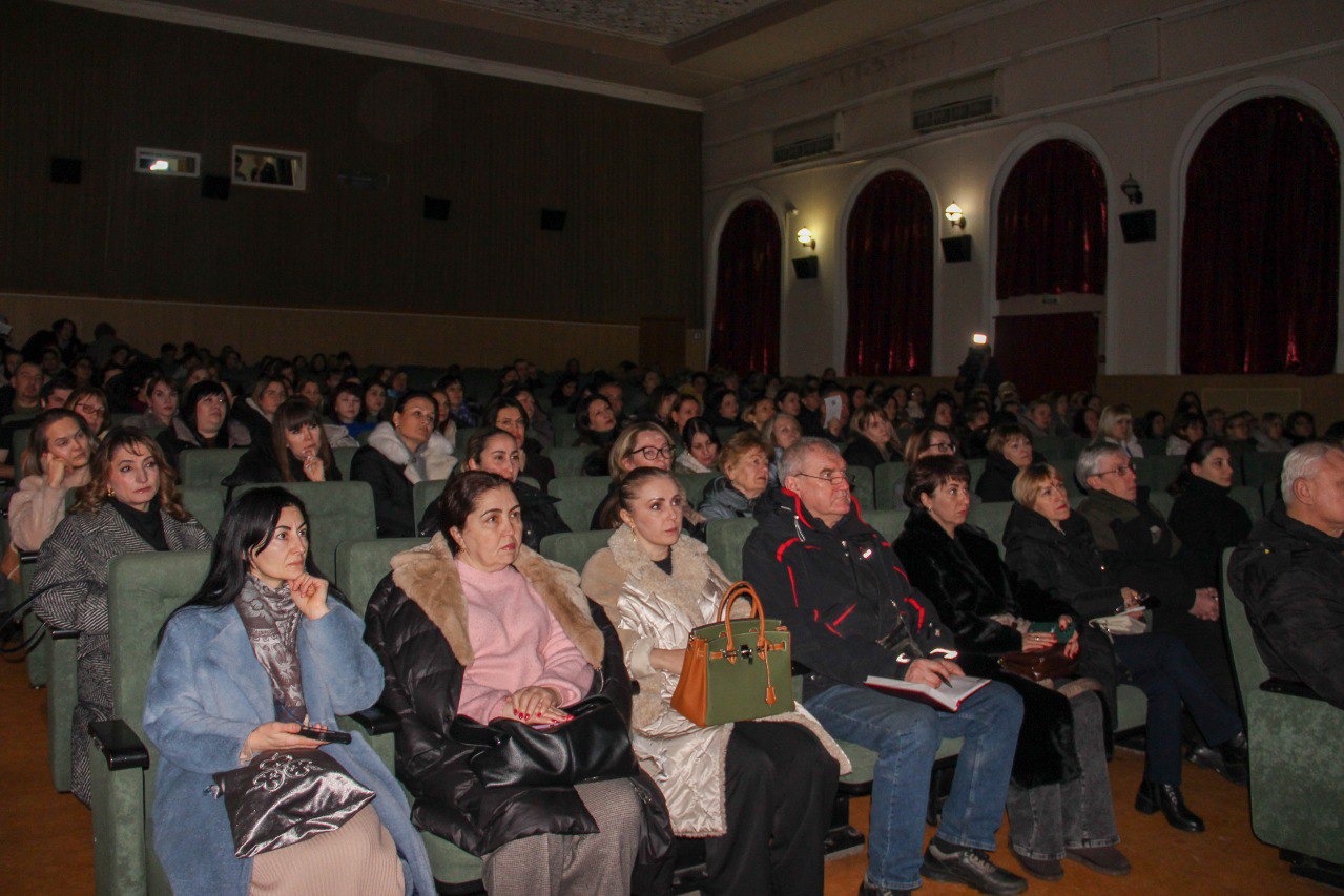 Майкопчанам рассказали все о сдаче ЕГЭ в 2026 году Майкопчанам рассказали все о сдаче ЕГЭ в 2026 году