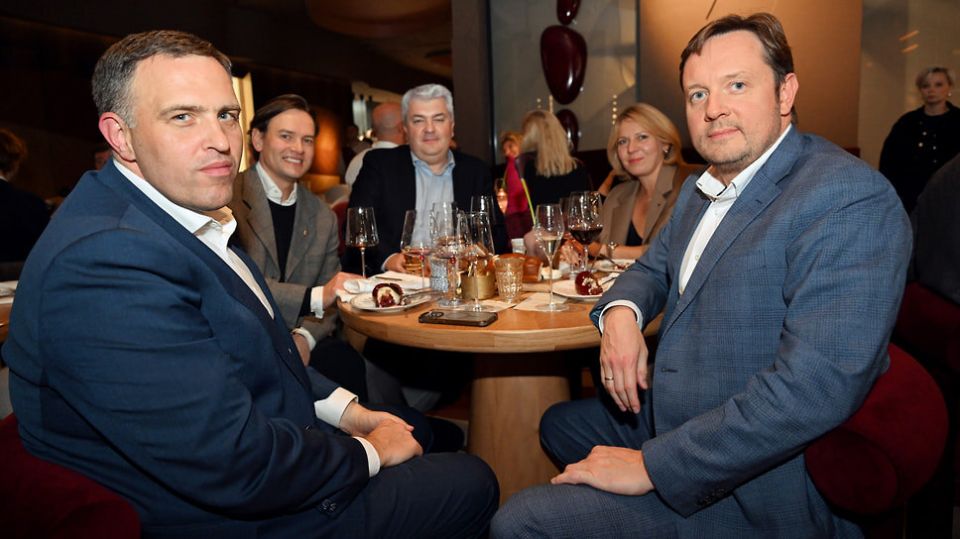 ���� ����������� ������������ ������ ����� � ���������� � ���������� �������