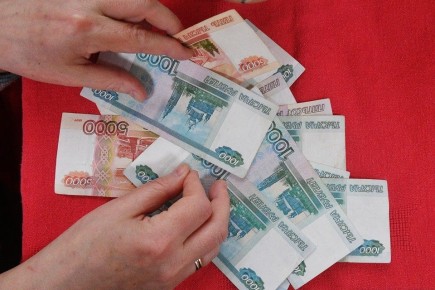 Что ждет россиян: изменения в пособиях и правилах для покупателей с 1 февраля