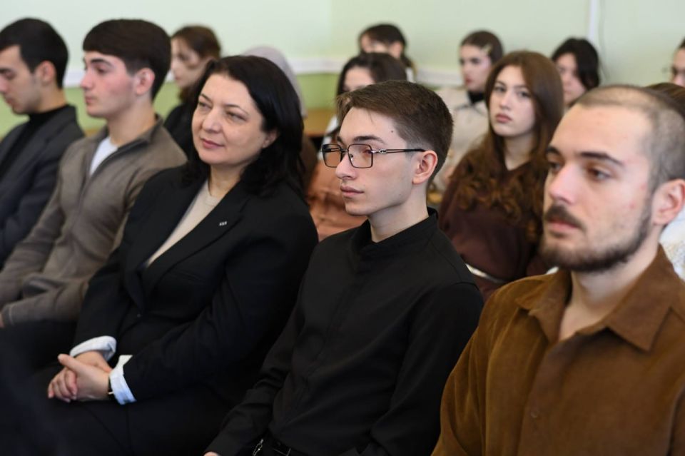 � ������ ������������ ����� ����������� ������� ������ ������� ������� � ������� ��� � ���� �