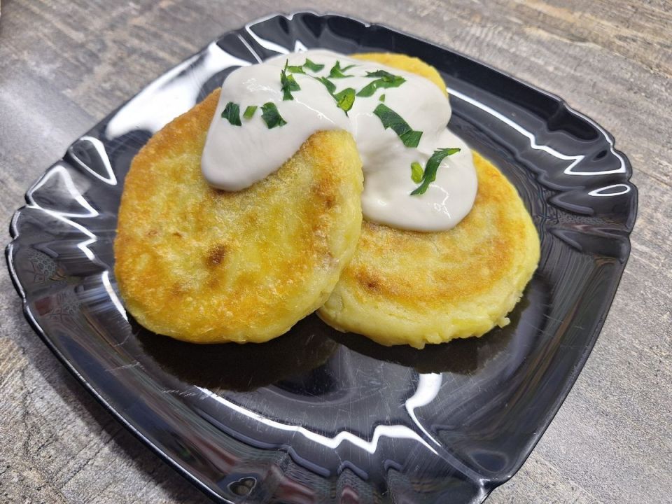 Картофельные зразы с мясом: сытный ужин для всей семьи