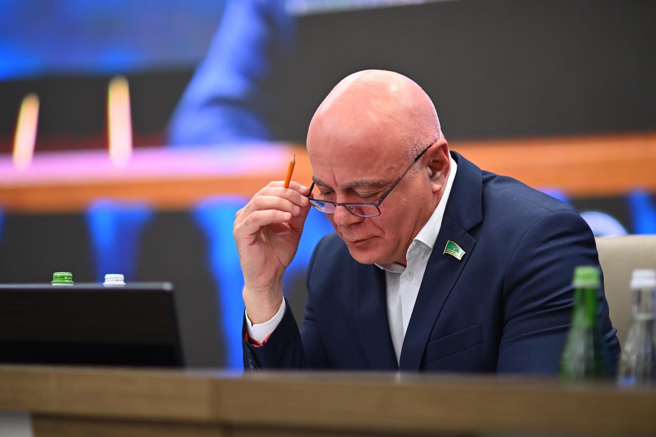 Мурат Кумпилов принял участие в заседании Госсовета – Хасэ РА Мурат Кумпилов принял участие в заседании Госсовета – Хасэ РА