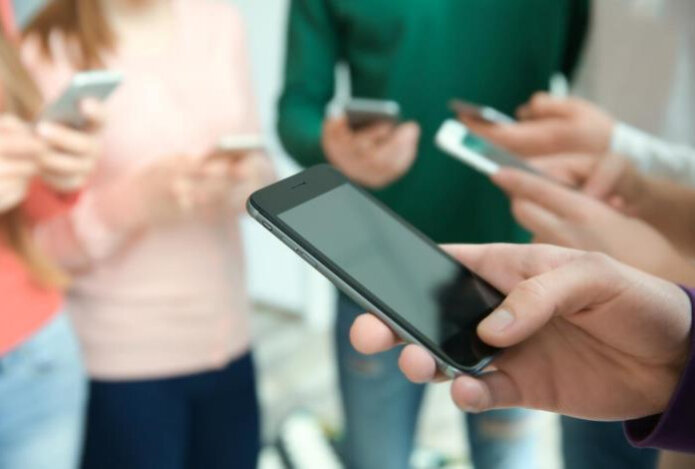 Как зарядка смартфона может удлинить жизнь батареи