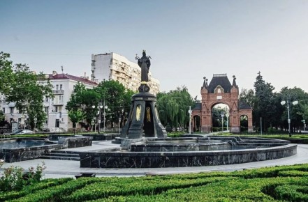 1 ������������� ���� ����� � ���-5 �������� �� �������� �����