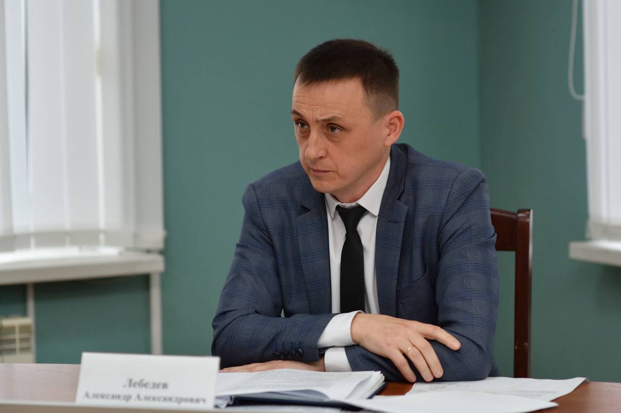 Геннадий Митрофанов: Провел первое в этом году заседание комиссии по обеспечению безопасности дорожного движения Геннадий Митрофанов: Провел первое в этом году заседание комиссии по обеспечению безопасности дорожного движения