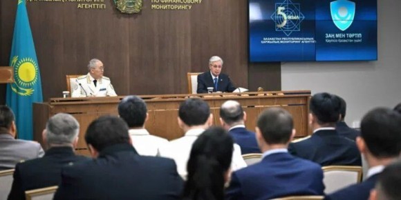 ������ ���������� ����� ������� � �������� � ���������� �����