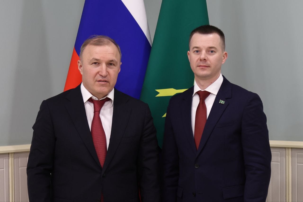 Глава Адыгеи и Сергей Ковалёв подвели итоги второго модуля стажировки по программе «Время героев»