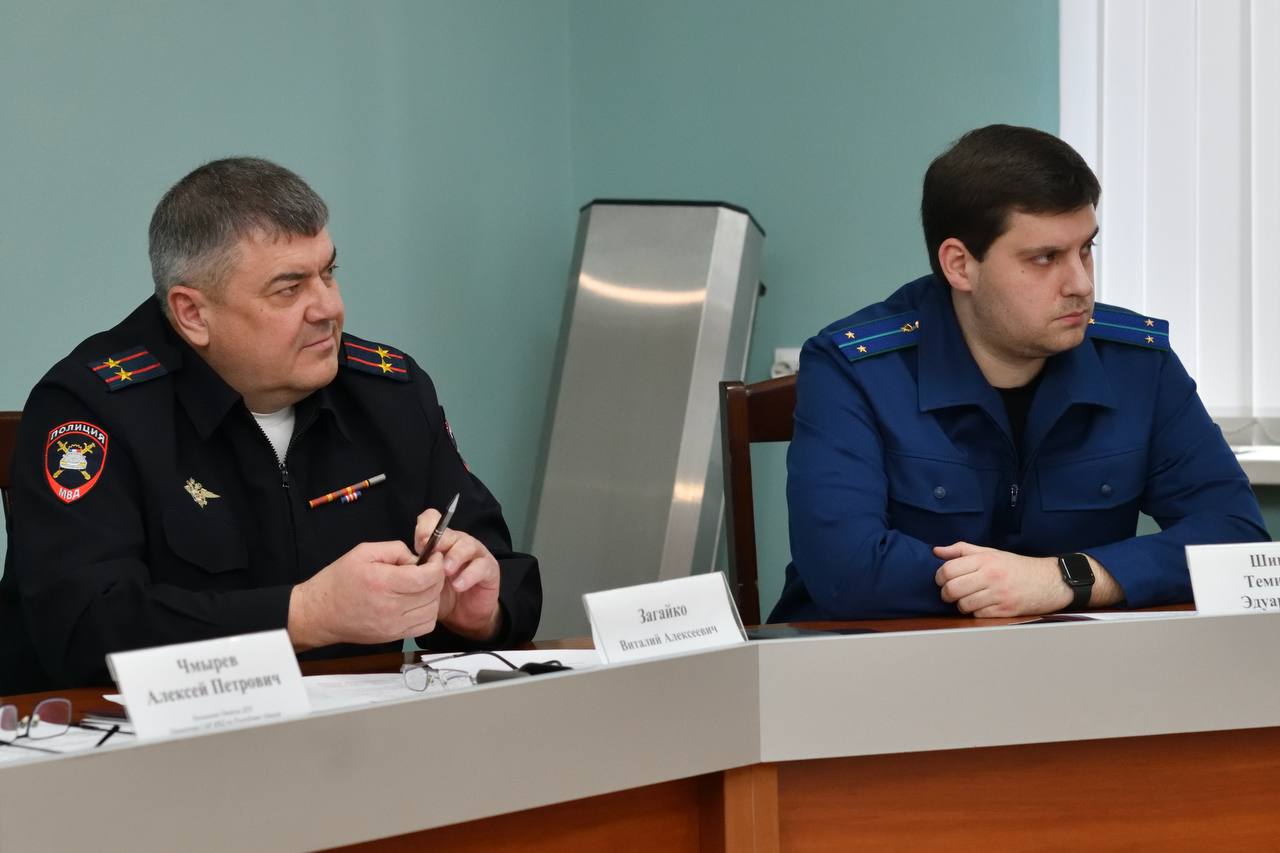 Геннадий Митрофанов: Провел первое в этом году заседание комиссии по обеспечению безопасности дорожного движения Геннадий Митрофанов: Провел первое в этом году заседание комиссии по обеспечению безопасности дорожного движения