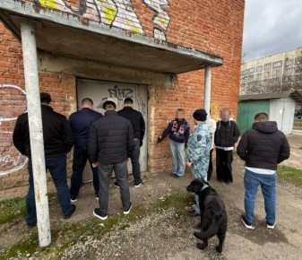 Полицией Майкопа возбуждено уголовное дело в отношении майкопчанки, покушавшейся на сбыт синтетических наркотиков