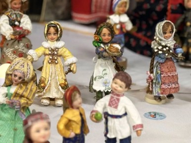 Майкопчанам предложили создать уникальную авторскую куклу на конкурс