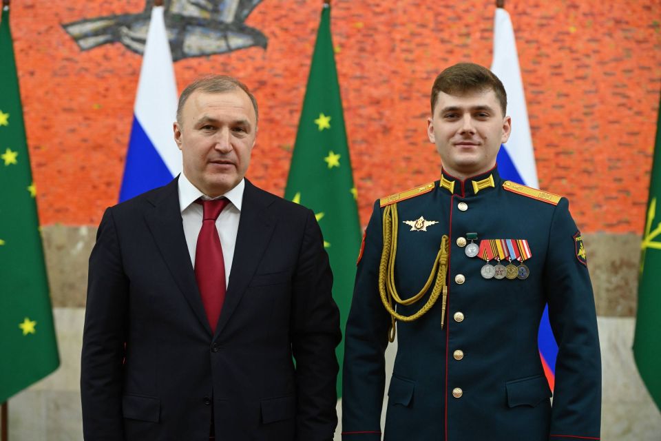 Мурат Кумпилов: На фотографиях – лишь малая часть наших земляков – профессионалов своего дела, отмеченных на сегодняшней церемонии