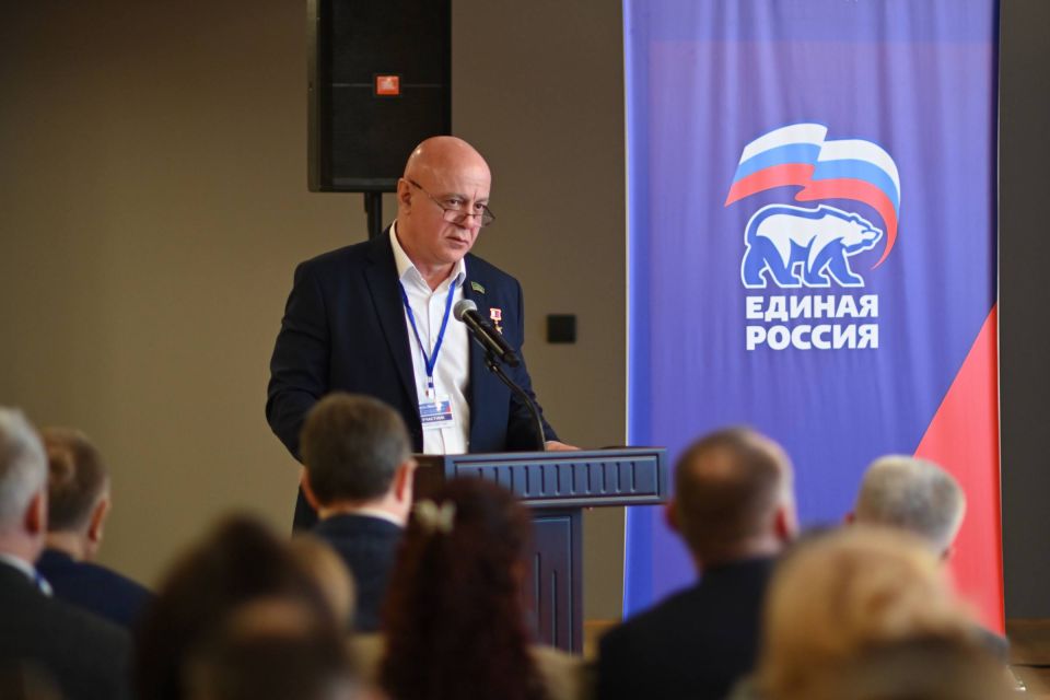 Мурат Кумпилов: Форум ЕР: поддержка участников СВО Важнейшее направление деятельности «Единой России» и прямое поручение Президента страны Владимира Владимировича Путина – поддержка ветеранов, участников СВО и их семей