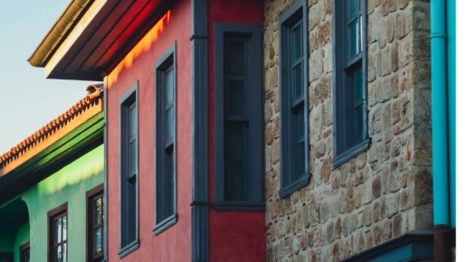 Новый цвет окон может обернуться штрафом до 50 тысяч рублей