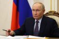 Путин утвердил закон, предоставляющий иностранным контрактникам защиту от выдворения