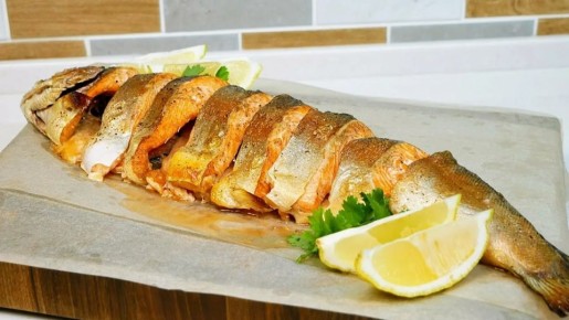 Как запечь рыбу целиком чтобы она осталась сочной