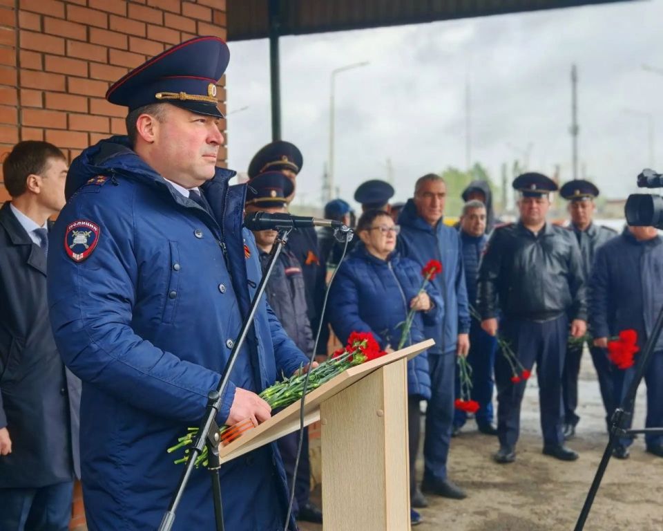 В Адыгее почтили память погибших сотрудников Госавтоинспекции в мае 1998 года