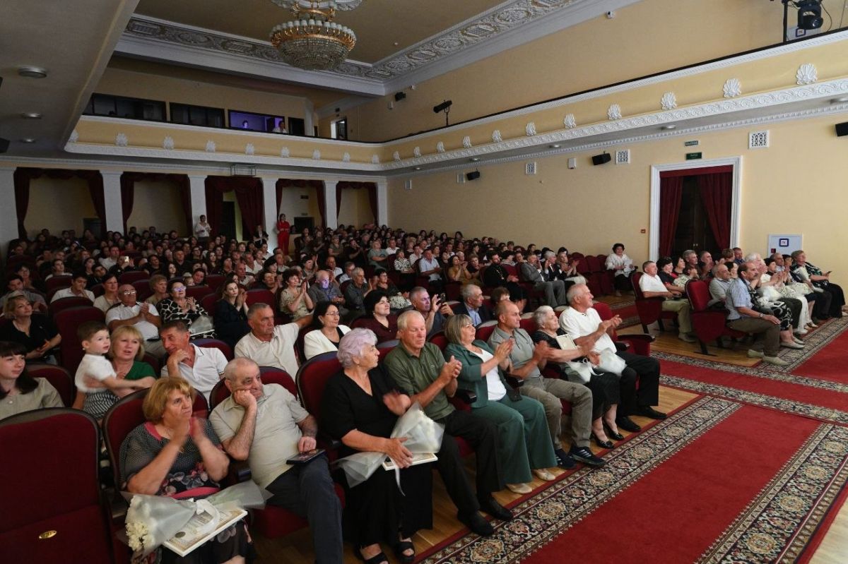Медалей «За любовь и верность» удостоены 42 семьи Адыгеи в 2026 году Медалей «За любовь и верность» удостоены 42 семьи Адыгеи в 2026 году
