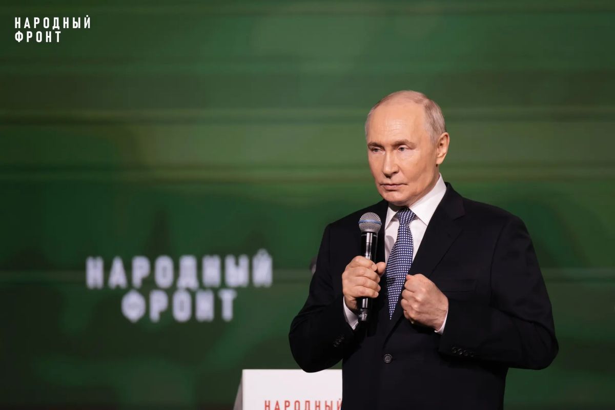 Президент РФ Владимир Путин принял участие в работе форума Народного фронта «Всё для Победы!» Президент РФ Владимир Путин принял участие в работе форума Народного фронта «Всё для Победы!»