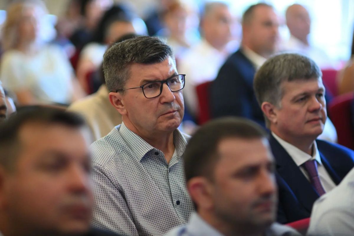 В Адыгее прошёл второй этап региональной конференции партии «Единая Россия» В Адыгее прошёл второй этап региональной конференции партии «Единая Россия»